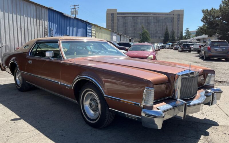 1976 Lincoln Mark